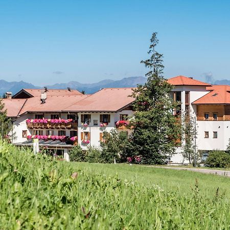 Hotel Peter Petersberg エクステリア 写真