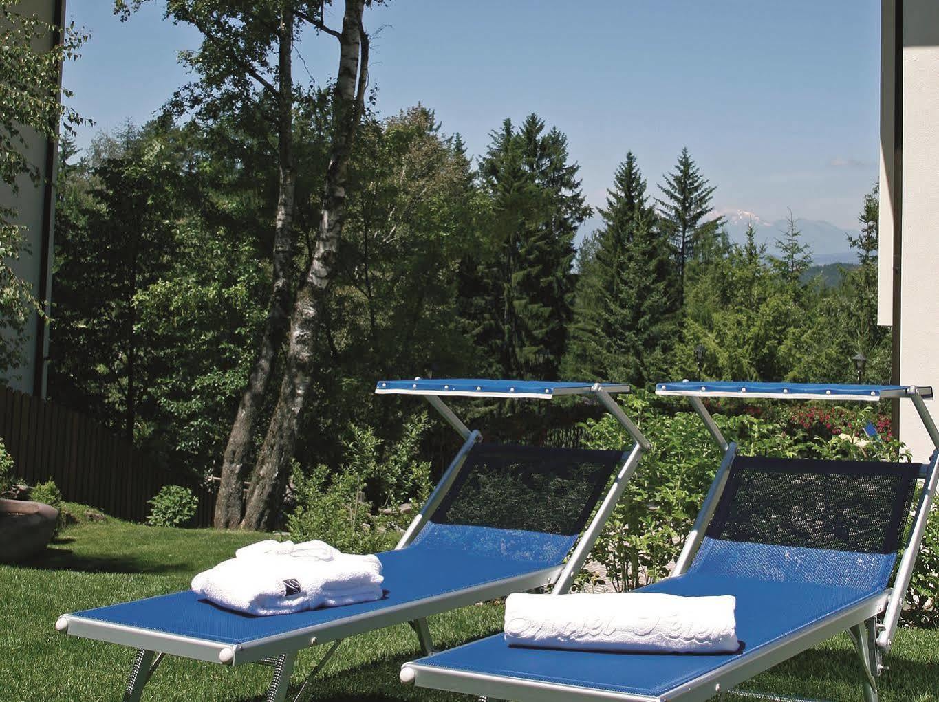 Hotel Peter Petersberg エクステリア 写真