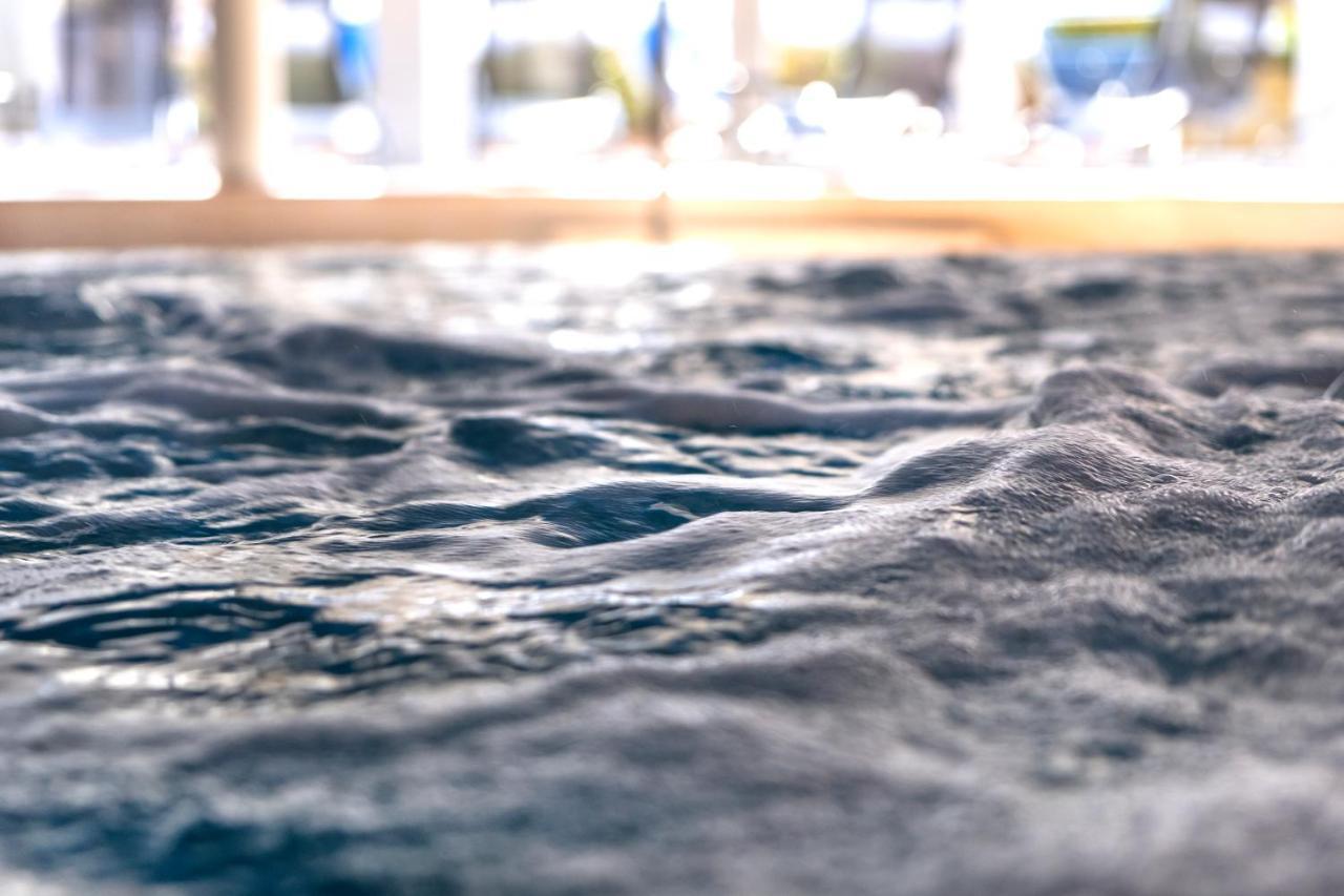 Hotel Peter Petersberg エクステリア 写真